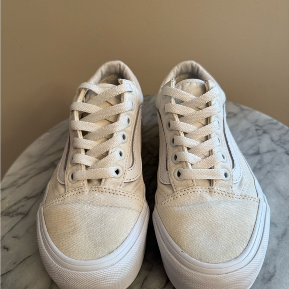 Vans Women’s Old Skool Stackform Size 5 Skate Shoe Marshmallow Cream Off White - Picture 3 of 12